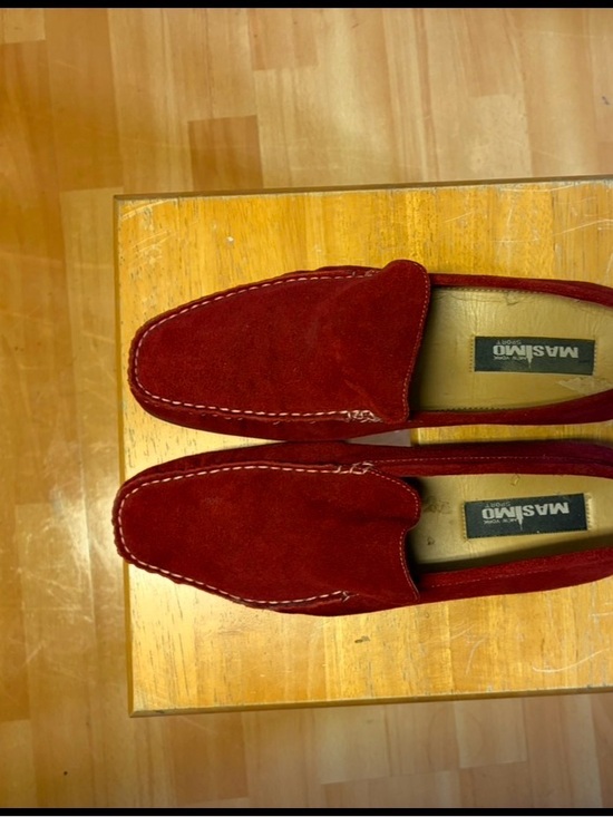Massimo Red Suede Slip-On Loafers - Men\'s Casual Moccasins